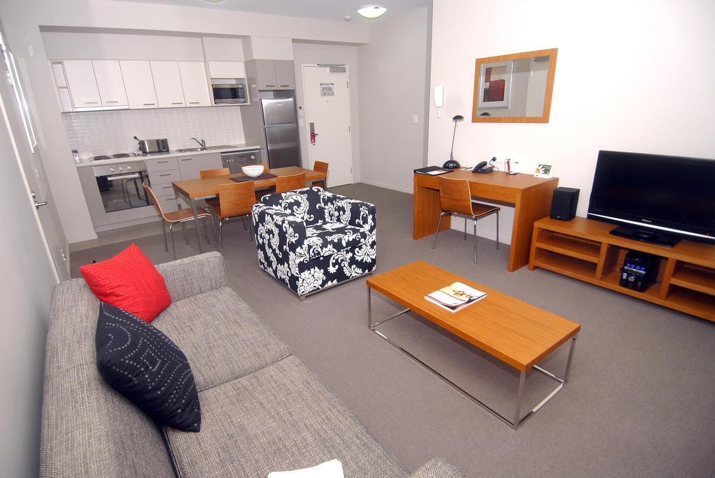 Gladstone Downtown Central Apartment Hotel Official Δωμάτιο φωτογραφία
