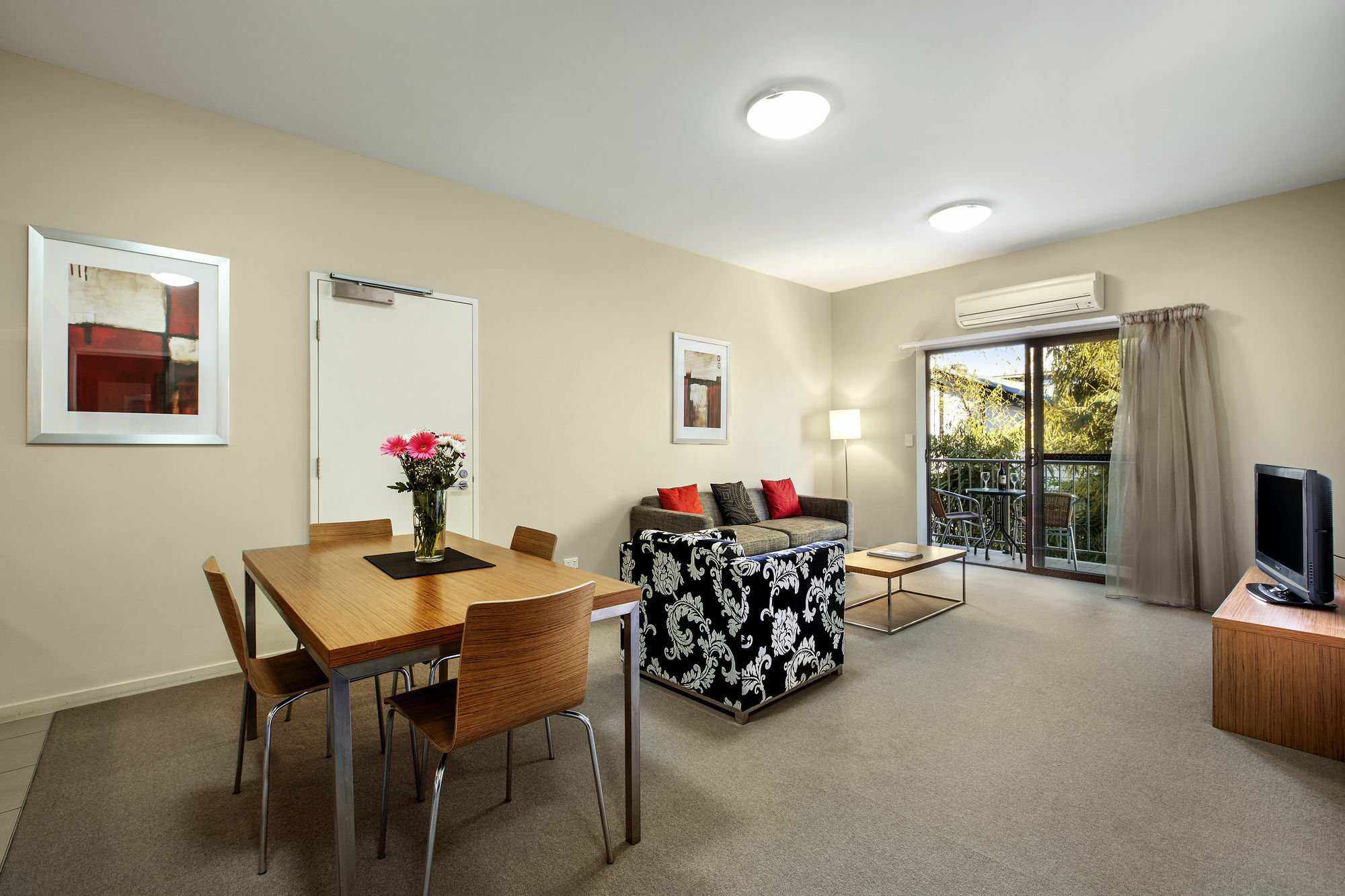 Gladstone Downtown Central Apartment Hotel Official Εξωτερικό φωτογραφία